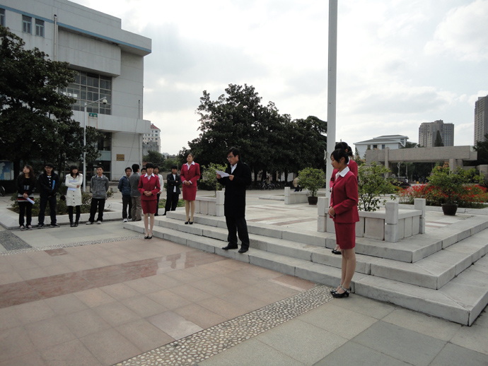 “职业发展推动月”签名启动仪式圆满举行